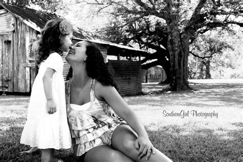 Mommy And Daughter Mother Daughter Photoshoot Mommy Daughter Daughter Love
