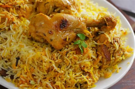 चकन दम बरयण रसप Chicken Dum Biryani Recipe in Marathi