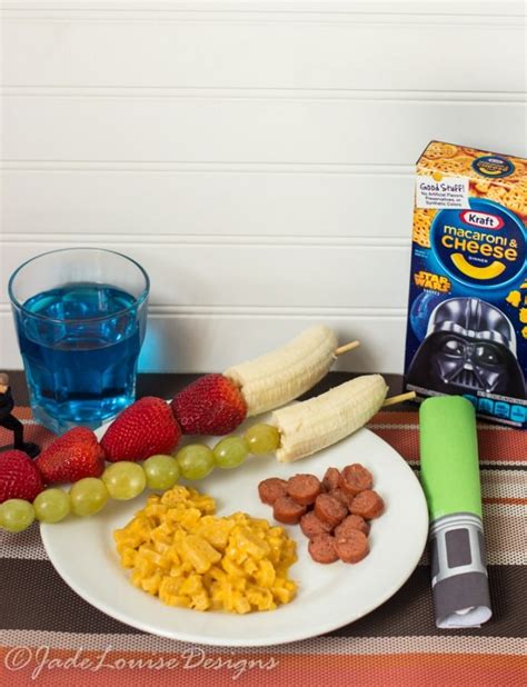 Star wars party food menu. Easy Star Wars Dinner Ideas for a fun Star Wars Theme