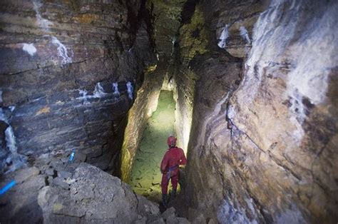 Mysterious Giant Ancient Network Of Underground Caves Discovered