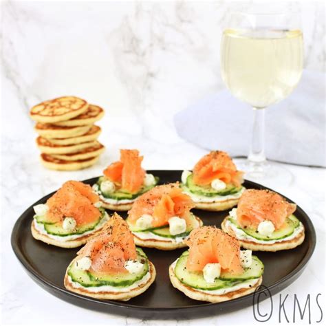 Blini S Met Gerookte Zalm En Roomkaas Kokkerellen Met Suus Hot