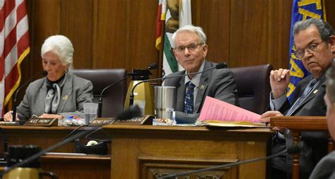 Santa Maria City Council Oks Ban On Flavored Tobacco Products Local