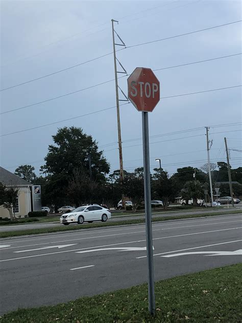 This Small Stop Sign Rmildlyinteresting