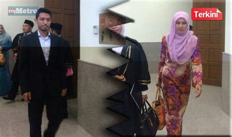 Nurul izzah sah bercerai talak satu. Nurul Izzar Anwar is divorced. | weehingthong