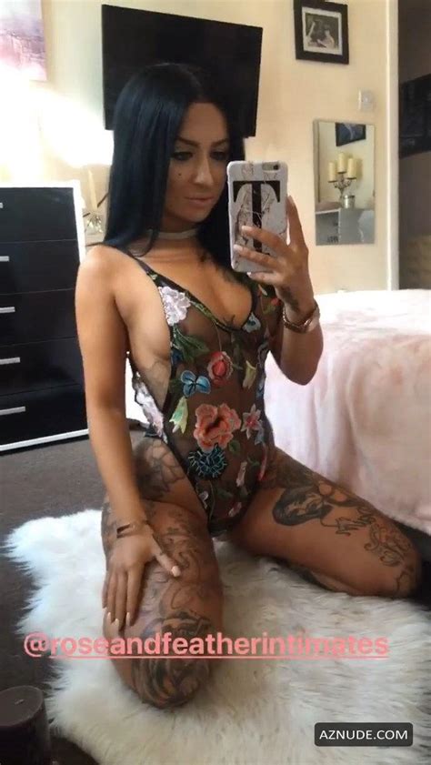 Tia Mendez Model Promotes Her Private Snapchat Aznude