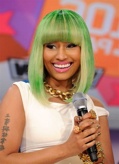 Nicki Minaj Medium Green Blonde Bob Hairstyle With Blunt Bangs Styles