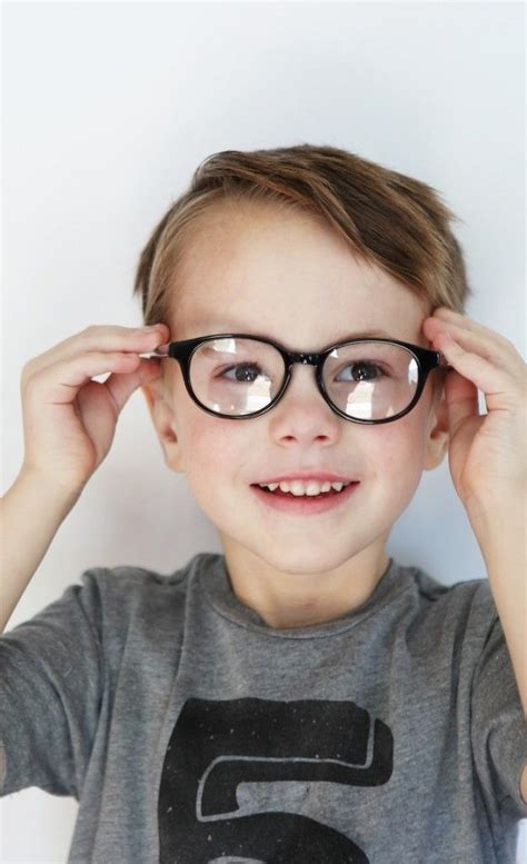 Cute Toddler Glasses Baby Nutrition Eat Healthy Toddler Having