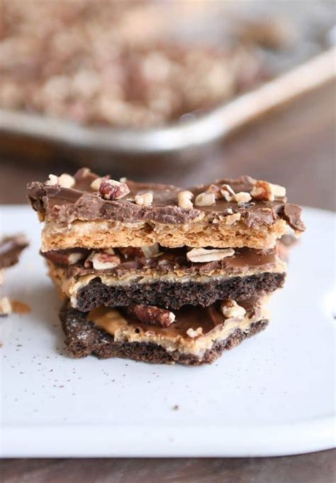 Easy Peanut Butter Chocolate Graham Cracker Toffee Mels Kitchen Cafe