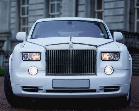 White Phantom Hire In Uk Rolls Royce Phantom White Hire Wedding