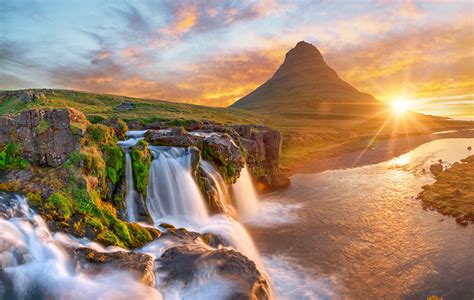 Chasing The Midnight Sun In Iceland Travelweek