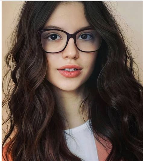 Pin By Lovely Collection X Valentina On Cleopatra Stratan Moldovan Singer Girls With Glasses