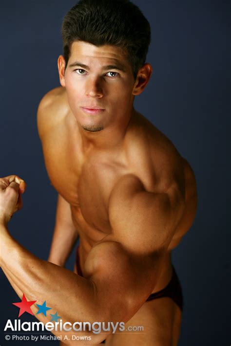 Bodybuilder Beautiful Profiles Brandon Bass