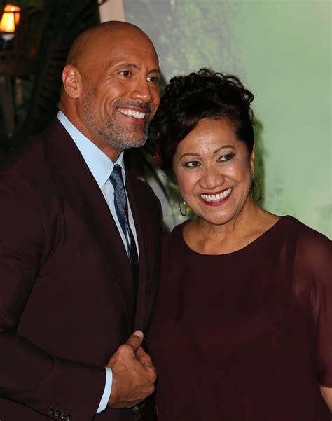 Their family income increased, but dany had never thought about becoming a housewife. Dwayne Johnson's Cutest Family Pictures | POPSUGAR ...