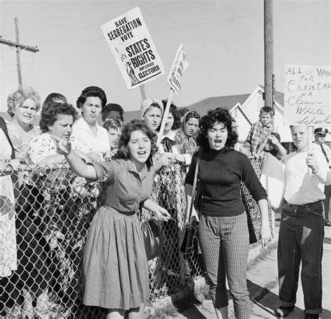 on may 17 1954 supreme court decision sparks massive white resistance to school integration