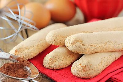 Spongy lady finger cookies are what makes tiramisu cake so special! Easy lady finger cookie recipes bi-coa.org