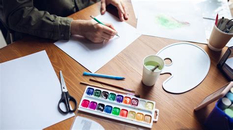 How To Become An Art Therapist Forbes Advisor