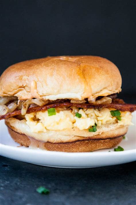 If you're going to name your restaurant eggslut, you've got to really nail it when it comes to making a breakfast sandwich. Copycat Eggslut Sandwiches - Breakfast For Dinner
