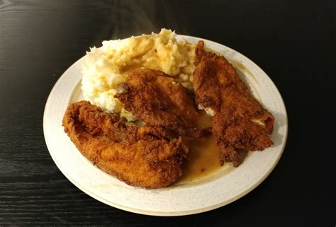 Arrange mashed potatoes on plates. Homemade Fried Chicken, Mashed Potatoes, & Gravy : food