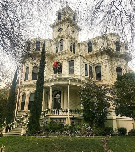 Old Victorian Mansions Vintage Mansion Victorian Style Homes Old
