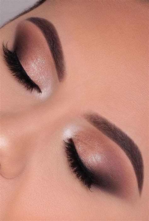 Gorgeous Eyeshadow Looks The Best Eye Makeup Trends Classic Smoked