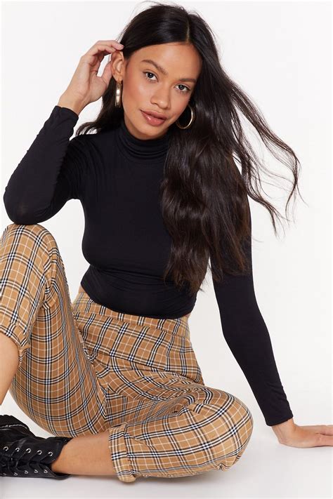 Cropped And Fitted Turtleneck Top Long Sleeve Tops Turtle Neck Top