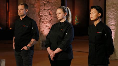 Top chef is a series that is currently running and has 17 seasons (269 episodes). Top Chef | Bravo TV Official Site