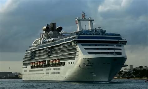 Cruise Ship Outbreak Suspected Norovirus Sickens Scores On Princess Cruises Coral Princess