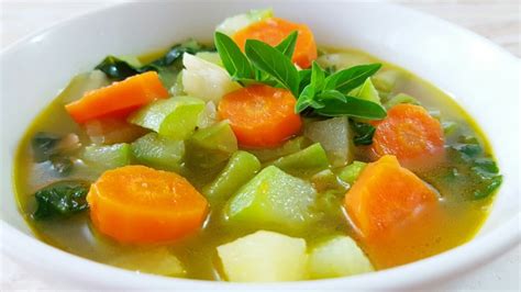 Sopa de Verduras Casera ideal para acompañar en tu dieta