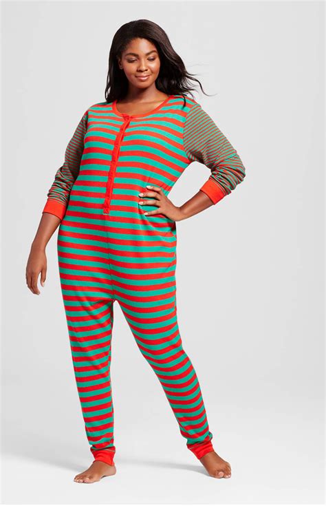 10 Cute Plus Size Pajama Sets Perfect For The Holidays