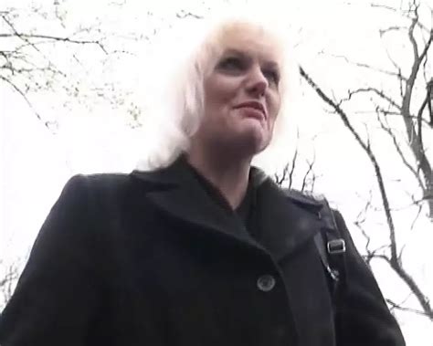 Seorang Wanita Tua Jerman Mulutnya Disemprot Dengan Air Mani Hangat Xhamster