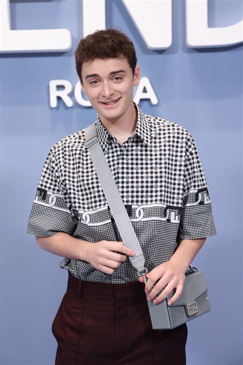 Noah Schnapp Comes Out As Gaywatch Video Glamour