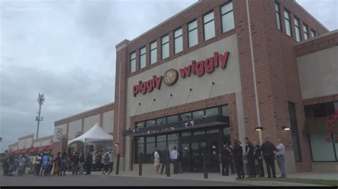 Piggly Wiggly The Untold Truth Of Piggly Wiggly Other Supermarkets