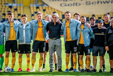 Sie ist mit über 22.000 mitgliedern der größte verein in der ehemaligen ddr. Nach dem Abstieg: So plant Dynamo Dresden für die 3. Liga ...