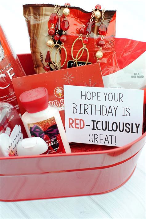 Food and drink experiences are a great gift for your female friends birthday. RED-iculously Great Gift Idea (With images) | Cute ...