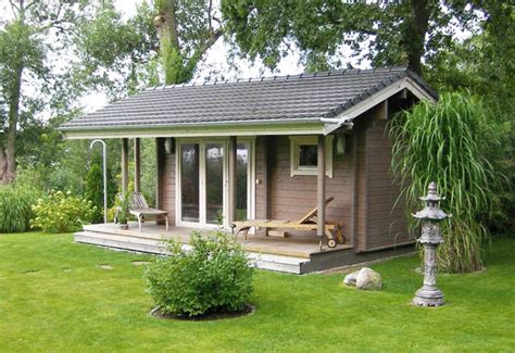 Get away from the daily toils and troubles and relax. B+S Finnland Sauna - Saunas der Premiumklasse