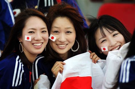 Aptopix Mideast Iraq Japan World Cup Qualifying Soccer Hot Football Fans Japan World Cup
