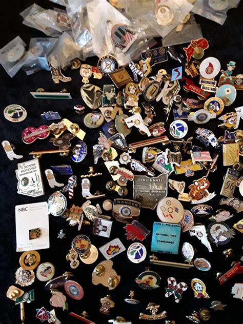 Lot 88 Large Lot Of Vintage Pins Adams Northwest Estate Sales