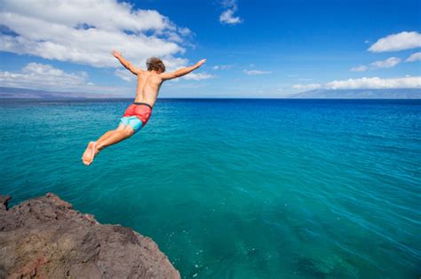 Most Popular Locations For Cliff Jumping In Oahu Hawaii Supreme Auctions