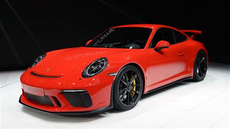 2018 Porsche 911 Gt3 Is A 40 Liter Naturally Aspirated Beast With