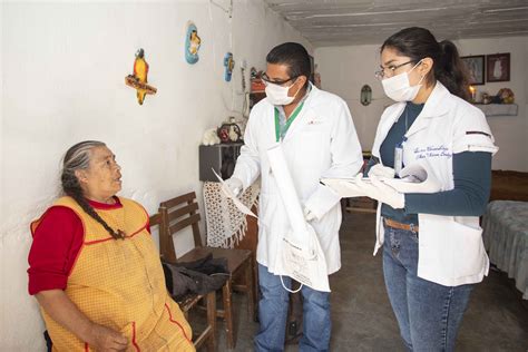 Brindan «Brigadas Cuídate» control médico a pacientes crónicos de Huamantla
