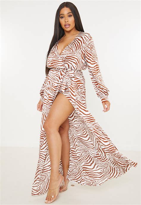 Plus Size Brown Zebra Print Plunge Neck Maxi Dress Missguided