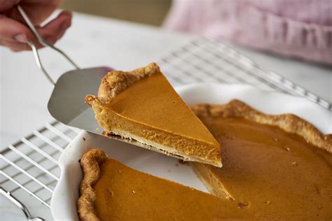 How To Make Homemade Pumpkin Pie From Scratch Kitchn