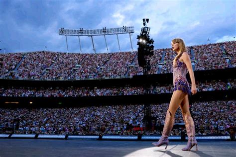 Taylor Swifts Concert Film Sets Record In The World