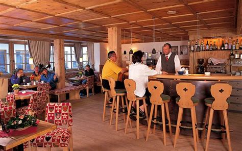 Tripadvisor'ın interaktif haritasını kullanarak konuma ve yakındaki restoran ve gezilecek yer seçeneklerine göz atın. Hotel - Hotel Enzian Obergurgl