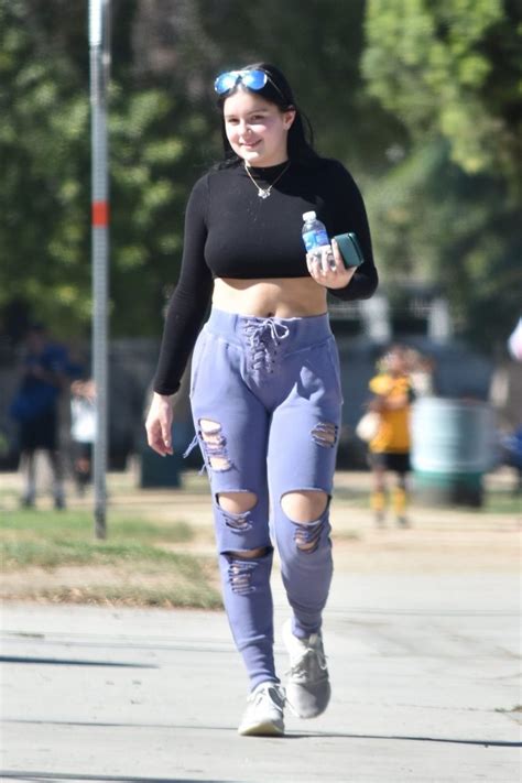 Ariel Winter Sexy 17 Hot Photos Thefappening