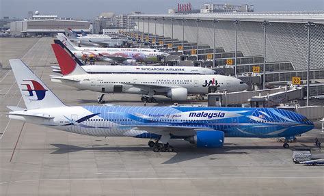 Download malaysia airlines logo vector in ai format. Malaysia Airlines, campaign livery design on Behance