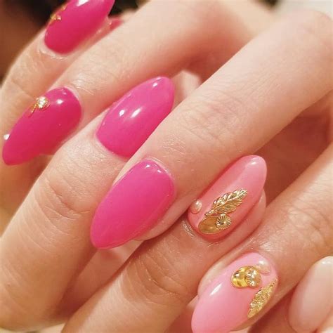 The brightest and boldest nail polish colors you need to master 2019 trends. Top 11 Extravagant and Creative Nail Polish 2020 Ideas (65 ...