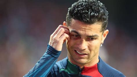 problemas psicológicos aseguran que cristiano ronaldo enfrenta grave situación