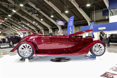 Chase Begins For Americas Most Beautiful Roadster