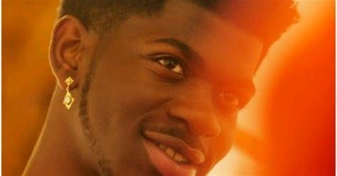 Dapatkan lirik lagu lain oleh bruno mars di kapanlagi.com. Arti Lagu Dari Versace On The Floor - Lina Pdf